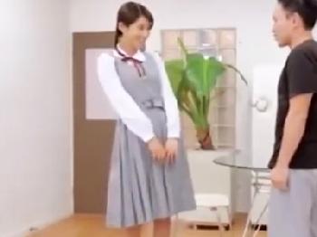 混浴風呂で彼氏が目を離したすきに拉致られ中出しポイ捨てされた彼女‥