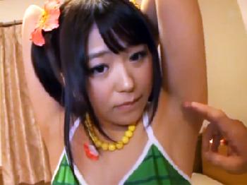 コスプレイヤーの妹と自宅で個人撮影→近親性交で膣孔にたっぷり精子を注入