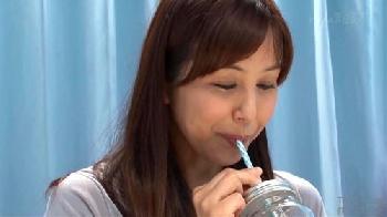 マキシワンピース熟女がマジックミラー号でのワイセツ施術で絶頂