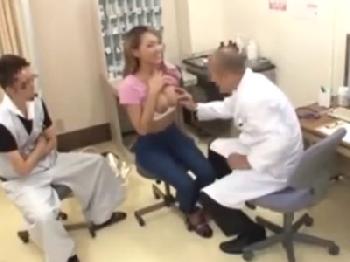 膣挿入は絶対禁止のデリヘル嬢にコンドーム非装着で挿入して思う存分おまんこ内射精