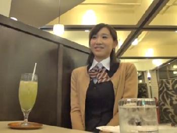 品行方正なデパート販売員が日常を忘れてSEXし放題