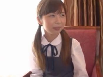 処女女子校生が処女を捨てるためにまさかのAV出演
