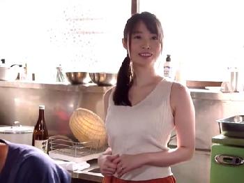 デッサンモデルをやらされた爆乳若妻がいいなりSEX!!