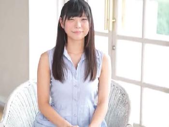 色白巨乳の清楚娘がまだ明るい内の性行為に緊張