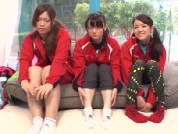 童顔陸上部の学生たちがマジックミラー号へ→日焼け跡が猥褻なツインテール女子がアヘ顔晒して昇天アクメ