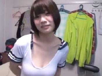 クソきめぇ変態男が超童顔なのにエロ乳の美少女連れ帰って顔面射精する