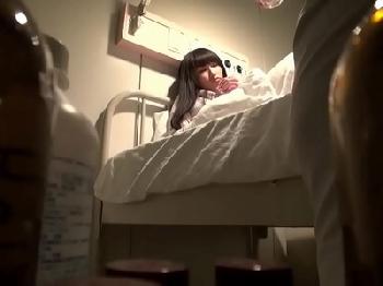 激しい性的暴行につき閲覧注意!!闘病中の童顔美少女に眠り薬を飲ませて睡眠姦する外道レイパー!!