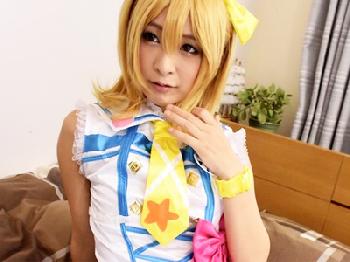 新品ペニスを食い漁る童貞喰い小悪魔コスプレイヤーW