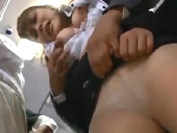 モデル顔負けのスタイルで後ろから挿入されて喘ぐ美女