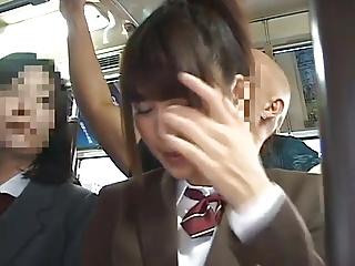 バスの中で痴漢に襲われSEXしてる女性会社員を見てた女子校生が次の標的にされる