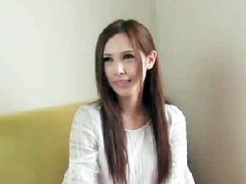 ナンパしたバッチリメイクな美ギャルをホテル連れ込み→すぐさまハメ撮りSEX!!