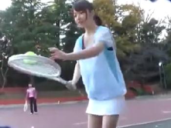 友人同士の男女がホテルで朝まで何もしないで過ごせるか検証