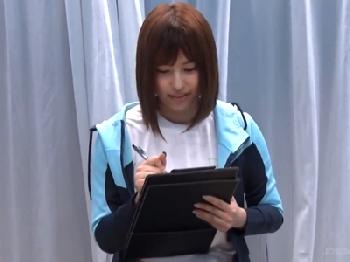 童顔な美少女アスリートに無許可の中出し