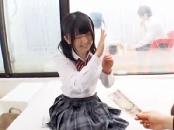 清純美少女女子校生に黒人ペニスぶっこみ→今までにない大きさにマジ絶頂