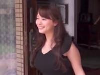 爆乳人妻・白石茉莉奈が息子の同級生を性的逆暴行→騎乗位からの強制種付けSEXで精液大量搾取