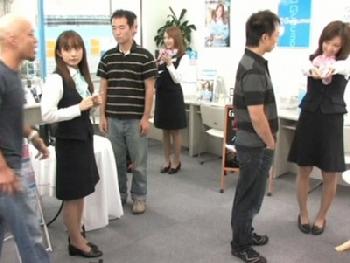 とても綺麗な女性だらけの携帯SHOPでタイムストップ!!男3人で乗り込んでタイムストップ大乱交にW