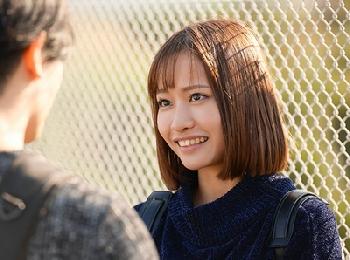 在学中から大好きだった先生に自ら唾液を飲ませて女性器の中でそのまま精液を射精させる猥褻卒業生