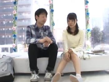 純粋そうな顔して簡単に男友達に中に出させる女子大生