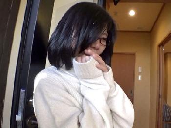 起きたら可愛くてスタイルも抜群の麻生希が俺のペニスを咥えてた