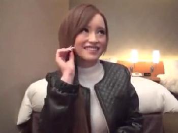 スタイル抜群な美女とホテルで情熱的なSEX!!