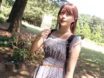 清楚な見た目とは裏腹にSEXを見られたいという変態女子大生と熱を帯びた情熱的なSEX