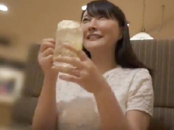 天然の爆乳素人人妻が騙されて全力の絶頂ハメ撮り