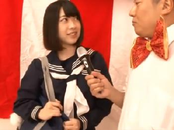 清楚顔の女子校生娘がペニス当てゲームに参加→外した罰としての挿入で満更でもなくアクメ