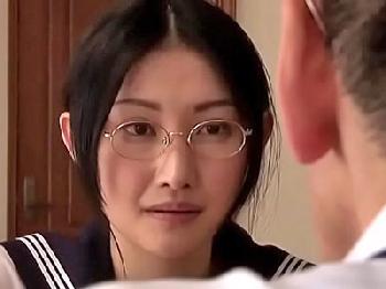 品行方正なはずのメガネ生徒会長が男性教諭の淫猥SEX