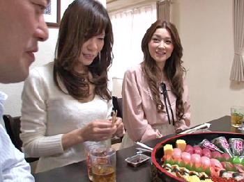 再婚していきなりできた年頃の娘を継父と息子が2人がかりで肉親交尾