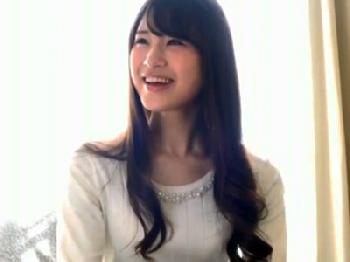 無料エステと騙された清楚なマダムが否応なしに挿入されるも少しずつ感じて不貞交尾に夢中W