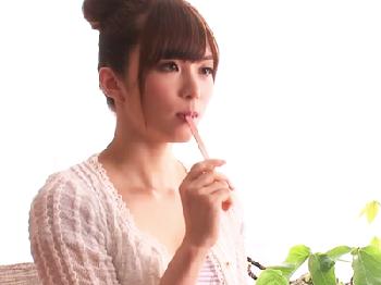 キュートなお口の美女の全身舐め→艶めかしいディープキスSEX