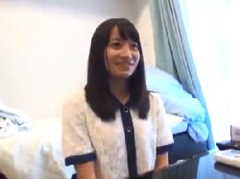 大●優子似の女子大生をナンパ→自宅に連れ込み避妊具未装着で性行為