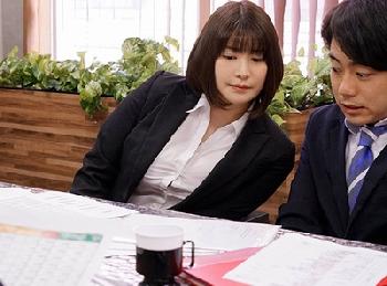 社内でも噂になってるJカップの女性上司と相部屋に!?これはもうヤルっきゃねぇ!!