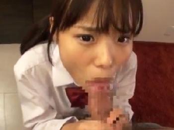 貧乳パイパンの積極的な妹と朝から粘り強く戯れる性行為