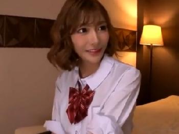 明日花キララさんが男の夢を叶えるために女子校生コスプレしながら睦み合う性行為
