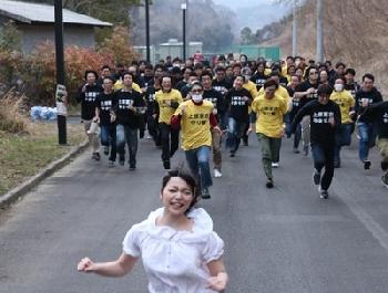 様々な問題から今ではとなっている上原亜衣の問題作品がこちら