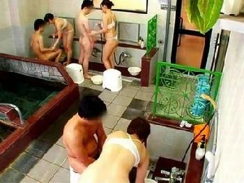 江戸時代から実在する幻の職業ソープの原点とも呼べる彼女らが現存する銭湯がこちら