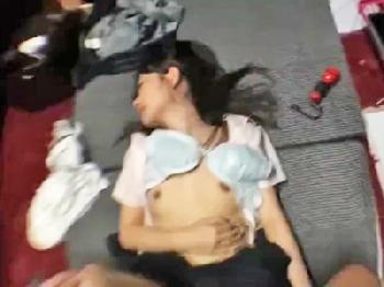 人気女子校生リフレ店NO.1嬢が裏オプサービス