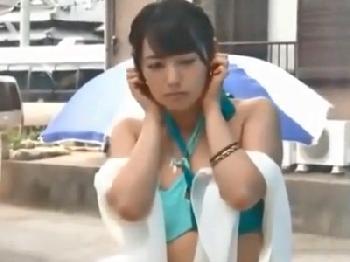 彼女居ない歴2年の男とマッサージ体験→なぜか膣内射精された素人さん