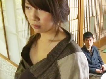 偏屈な夫を見限って間男と情事を重ねる田舎の妻