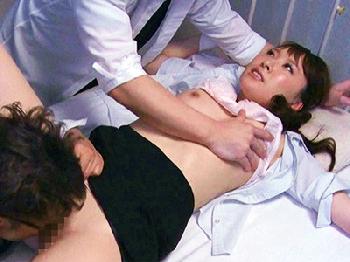 生徒を思うが故に学校側と対立した女教師が権力に屈して凌辱の日々