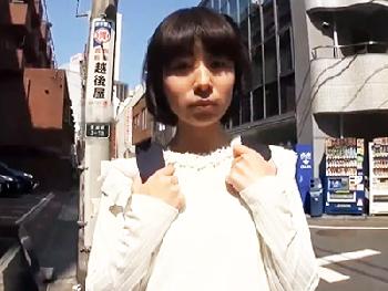 学校帰りの純真なミニ系女子を自宅に連れ込み好き勝手し放題の変態親父