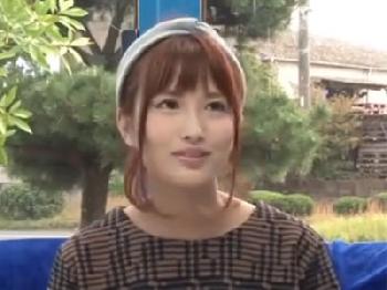 おしゃれなショップ店員に素股をお願いする→パンツをずらして勝手に巨根をぶち込むW