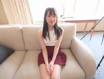 初撮り美少女が恥ずかしがりながらもコスプレSEXで悶絶アクメ