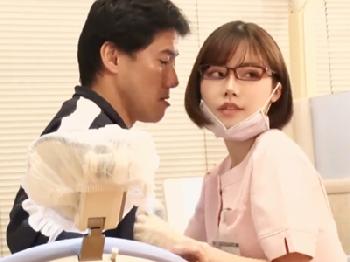 抜群のルックスを活かして狙った男と次々性交する痴女歯科医