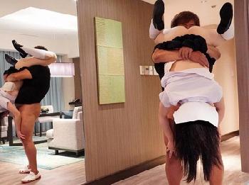 お父さんよりも年上の中年男に死ぬほど絶頂させられた美少女