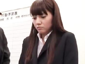 会社で唯一の女性社員が社畜性的欲望処理玩具として凌辱される