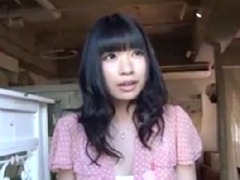 様々な店舗の噂のとても綺麗な女性店員をチャラ男優に直撃させて即挿入