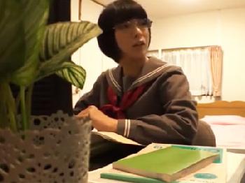 黒髪ショートヘアの地味女子が変態男にペニス挿入され→快感に敗北してアクメ顔披露