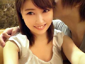 美少女のワイセツな素顔があらわになる密着性行為撮り